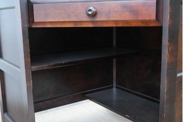 中古　北海道民芸家具　重厚感のある佇まいのコーナーデスク　(R-087062)