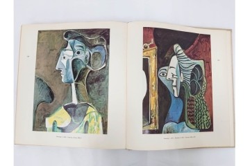 パブロ・ピカソ　「PICASSO : WOMEN(リトグラフ付き)」・「Les Picasso de Picasso」・「PICASSO HIS RECENT DRAWINGS 1966-1968」　図録3冊セット　(R-087067)