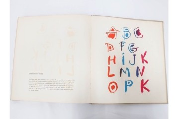 パブロ・ピカソ　「PICASSO : WOMEN(リトグラフ付き)」・「Les Picasso de Picasso」・「PICASSO HIS RECENT DRAWINGS 1966-1968」　図録3冊セット　(R-087067)