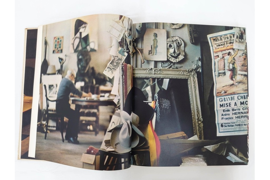 パブロ・ピカソ　「PICASSO : WOMEN(リトグラフ付き)」・「Les Picasso de Picasso」・「PICASSO HIS RECENT DRAWINGS 1966-1968」　図録3冊セット　(R-087067)