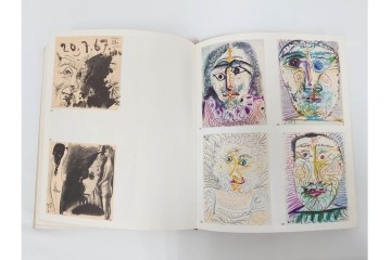 パブロ・ピカソ　「PICASSO : WOMEN(リトグラフ付き)」・「Les Picasso de Picasso」・「PICASSO HIS RECENT DRAWINGS 1966-1968」　図録3冊セット　(R-087067)
