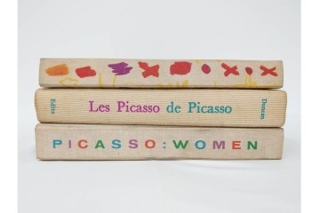 パブロ・ピカソ　「PICASSO : WOMEN(リトグラフ付き)」・「Les Picasso de Picasso」・「PICASSO HIS RECENT DRAWINGS 1966-1968」　図録3冊セット　(R-087067)