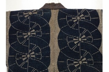 明治期　源氏車文様が印象的な刺し子の火消し半纏　(R-087071)