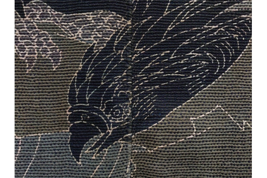 波濤に舞い降りる鷹図が迫力ある刺し子の火消し半纏　(R-087072)