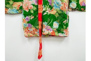 昭和初期　アンティーク　錦紗縮緬　緑地に花扇文様の華やかな子供用着物　(R-087074)