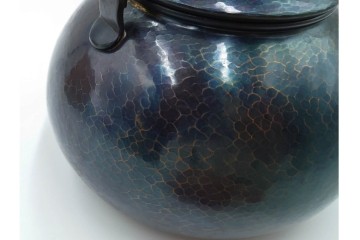 玉川堂　銅製　紫金色鎚肌の湯沸　共箱付き　(R-087075)