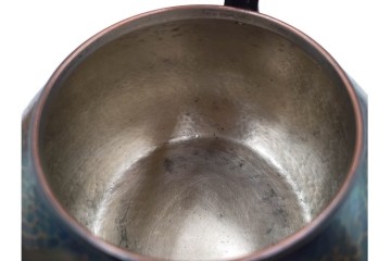 玉川堂　銅製　紫金色鎚肌の湯沸　共箱付き　(R-087075)