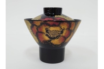 輪島塗　木製　沈金による牡丹彫が上品な吸物椀5点セット　共箱付き　(R-087086)