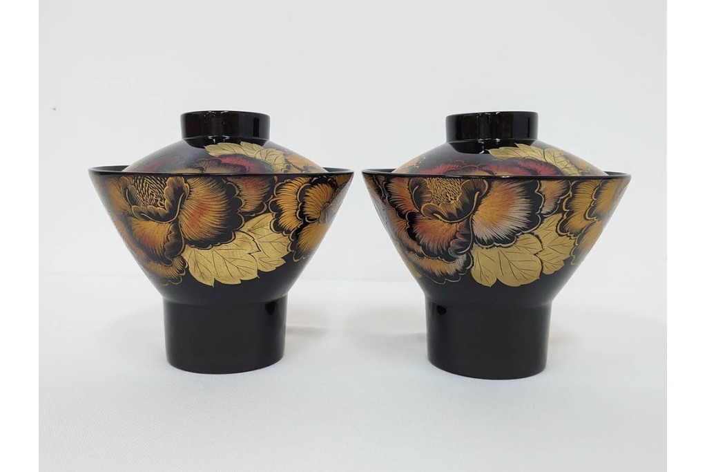 輪島塗　木製　沈金による牡丹彫が上品な吸物椀5点セット　共箱付き　(R-087086)