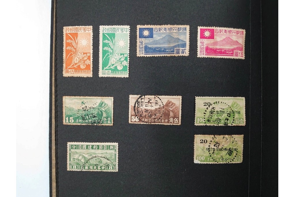 戦前～戦後　日本・満州・台湾など　消印あり　未使用・使用済の切手セット　アルバム付き　(R-087087)