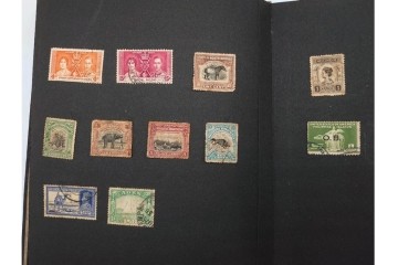 戦前～戦後　日本・満州・台湾など　消印あり　未使用・使用済の切手セット　アルバム付き　(R-087087)