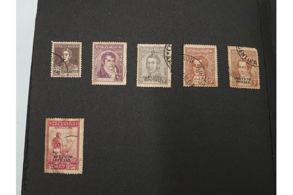 戦前～戦後　日本・満州・台湾など　消印あり　未使用・使用済の切手セット　アルバム付き　(R-087087)