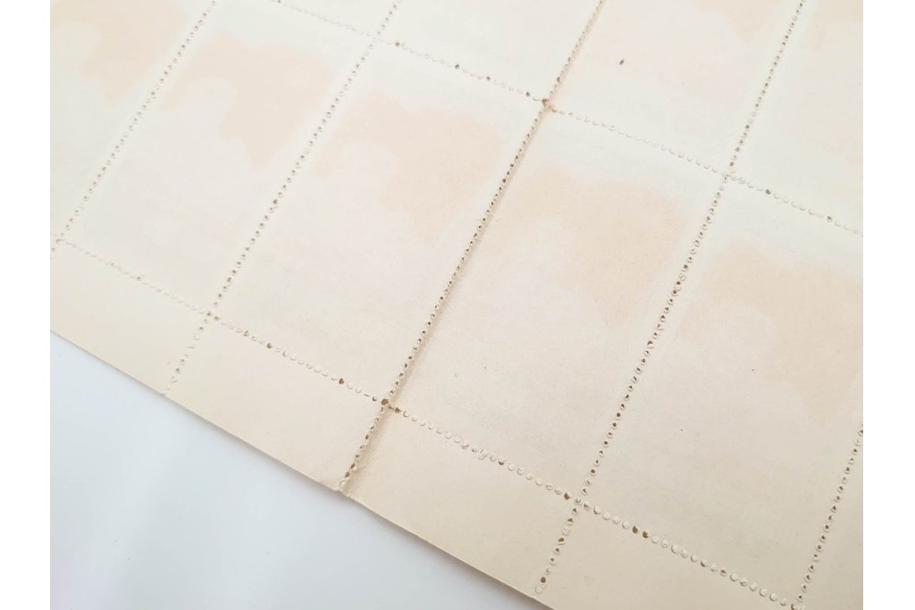 1950年　中華人民共和国開国記念　10000圓(50枚×2シート)・5000圓(50枚×2シート)　東北貼用　毛沢東図案の未使用切手シート4枚セット　(R-087088)