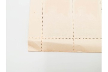 1950年　中華人民共和国開国記念　10000圓(50枚×2シート)・5000圓(50枚×2シート)　東北貼用　毛沢東図案の未使用切手シート4枚セット　(R-087088)