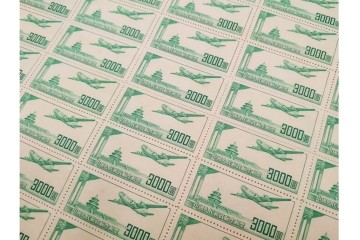 1951年　未使用　中華人民郵政航空郵票(1000圓・3000圓/各50枚×2シート)　天壇図航空切手のシート4枚セット　(R-087089)