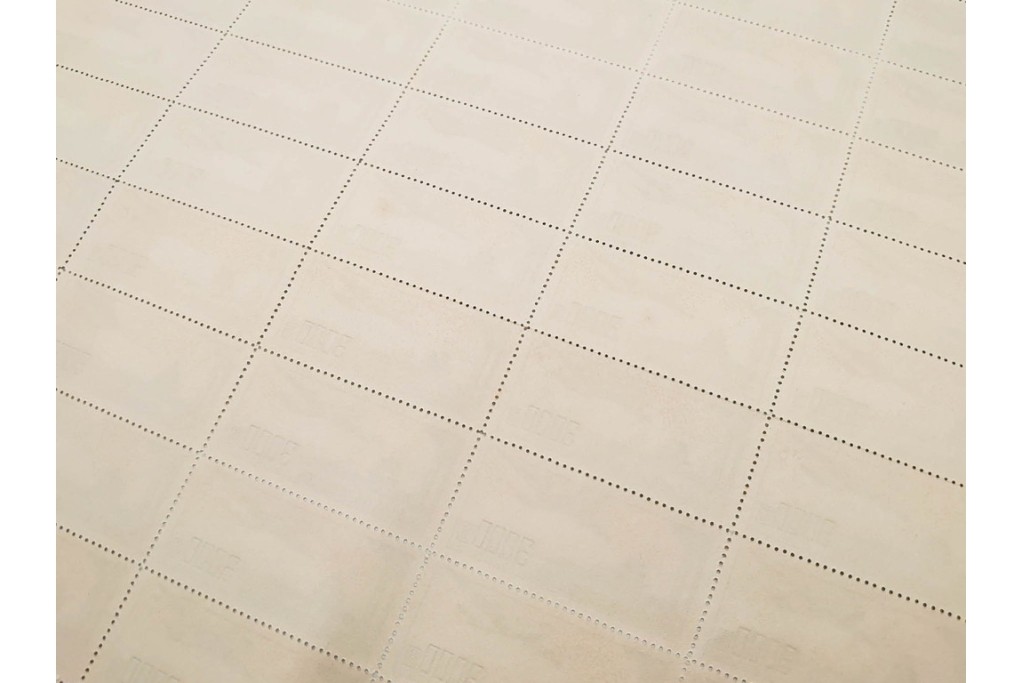 1951年　未使用　中華人民郵政航空郵票(1000圓・3000圓/各50枚×2シート)　天壇図航空切手のシート4枚セット　(R-087089)