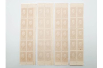 1951年　中国人民郵政　中国共産党30周年記念　400圓の耳付きシート　毛沢東図案の未使用切手 計300枚セット　(R-087090)