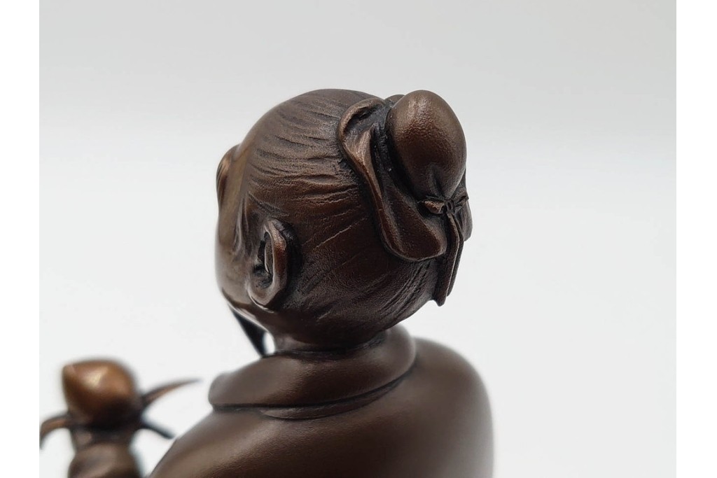 金工師　村田宏　蝋型鋳銅の桃仙人像　共箱付き　(R-087093)