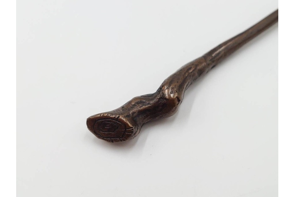 金工師　村田宏　蝋型鋳銅の桃仙人像　共箱付き　(R-087093)