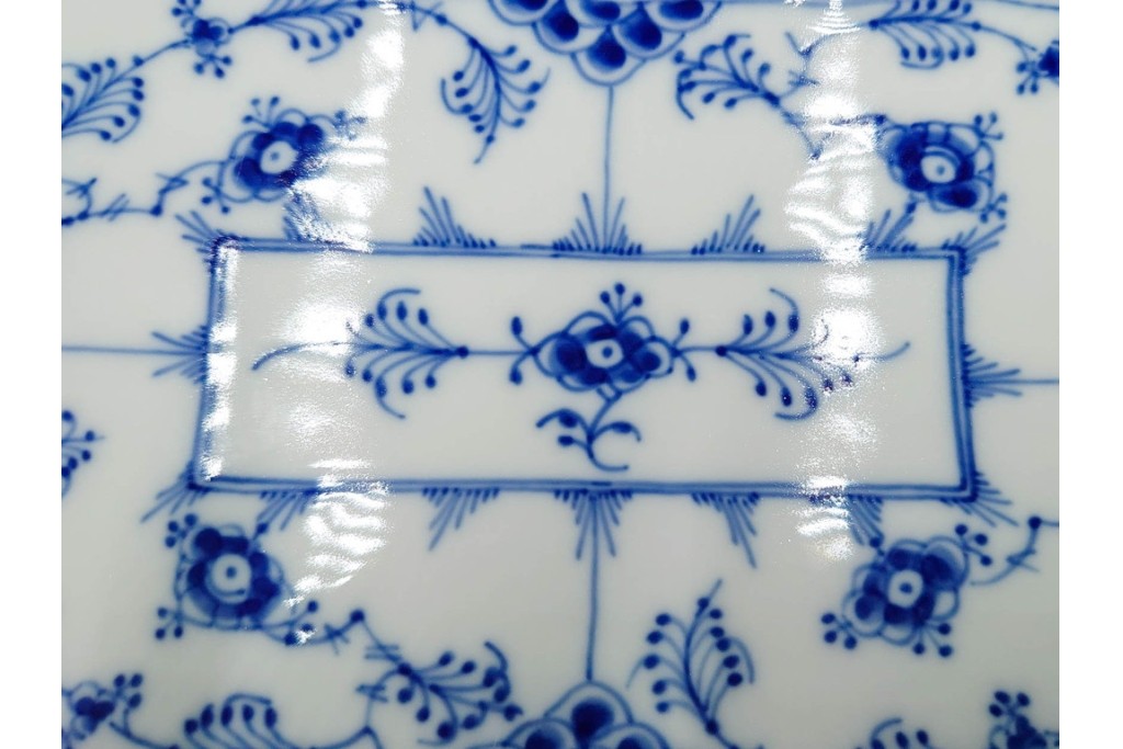 デンマーク製　ROYAL COPENHAGEN(ロイヤルコペンハーゲン)　フルレース　ダブルレースのトレイ　定価約13万円　(R-087094)