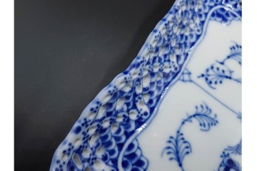 デンマーク製　ROYAL COPENHAGEN(ロイヤルコペンハーゲン)　フルレース　ダブルレースのトレイ　定価約13万円　(R-087094)