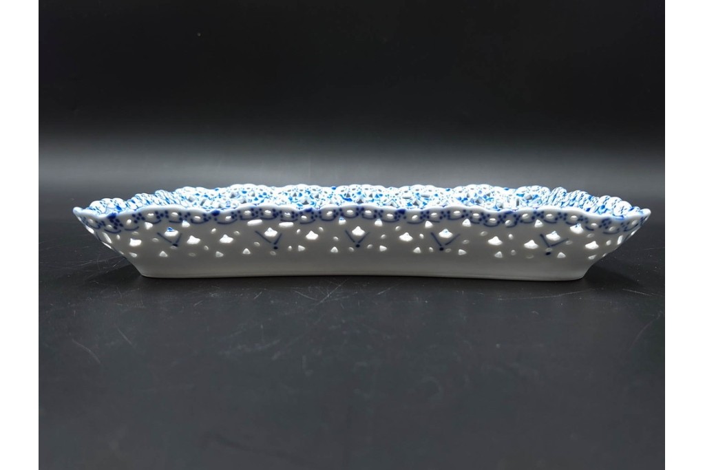 デンマーク製　ROYAL COPENHAGEN(ロイヤルコペンハーゲン)　フルレース　ダブルレースのトレイ　定価約13万円　(R-087094)