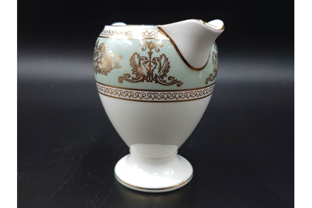 イギリス　WEDGWOOD(ウェッジウッド)　コロンビア　エナメル　セージグリーン　シュガーポット・クリーマー・カップ&ソーサー2客・プレート5点の洋食器11点セット　(R-087096)