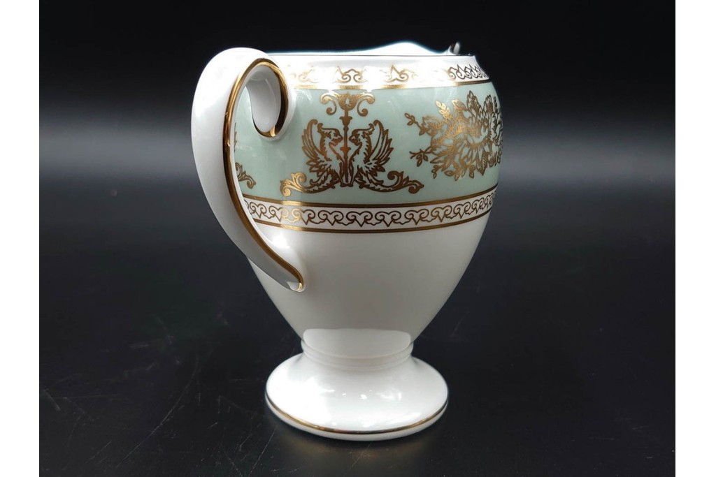 イギリス　WEDGWOOD(ウェッジウッド)　コロンビア　エナメル　セージグリーン　シュガーポット・クリーマー・カップ&ソーサー2客・プレート5点の洋食器11点セット　(R-087096)