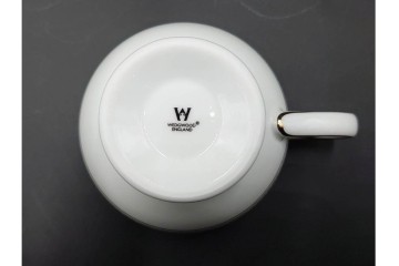 イギリス　WEDGWOOD(ウェッジウッド)　コロンビア　エナメル　セージグリーン　シュガーポット・クリーマー・カップ&ソーサー2客・プレート5点の洋食器11点セット　(R-087096)
