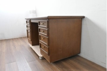 中古　カリモク家具(karimoku)　希少な廃番品!　書斎に映える収納力のある両袖デスク　(R-087102)