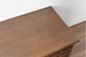 中古　カリモク家具(karimoku)　希少な廃番品!　書斎に映える収納力のある両袖デスク　(R-087102)