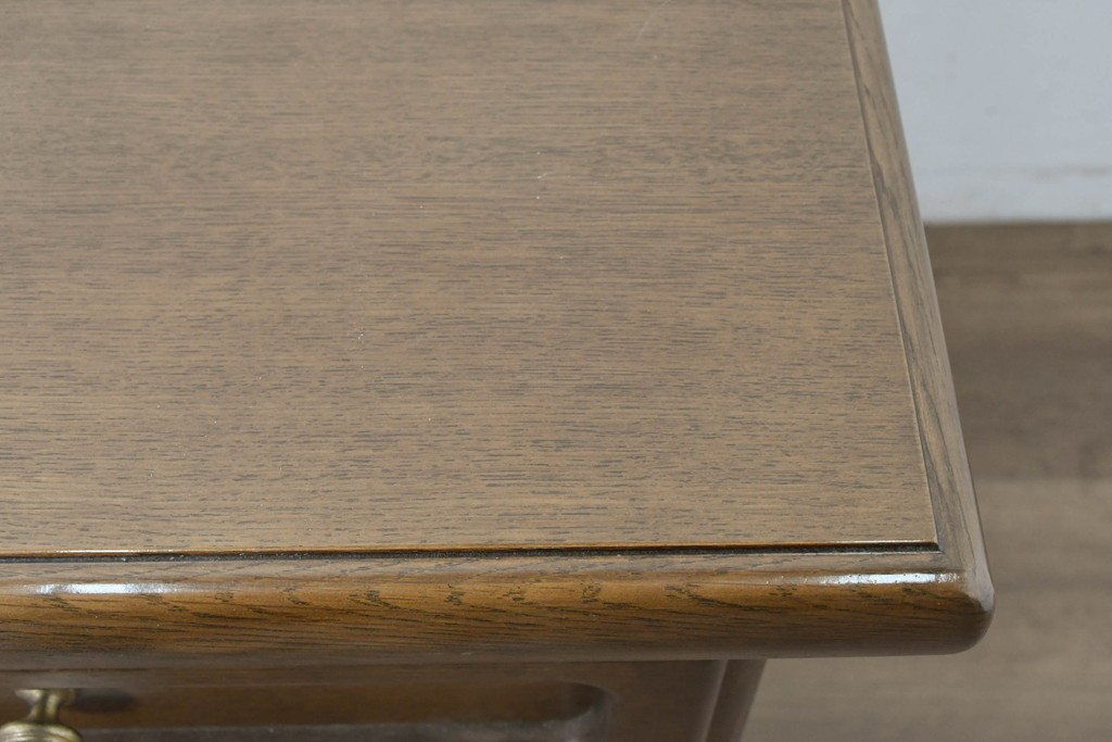 中古　カリモク家具(karimoku)　希少な廃番品!　書斎に映える収納力のある両袖デスク　(R-087102)