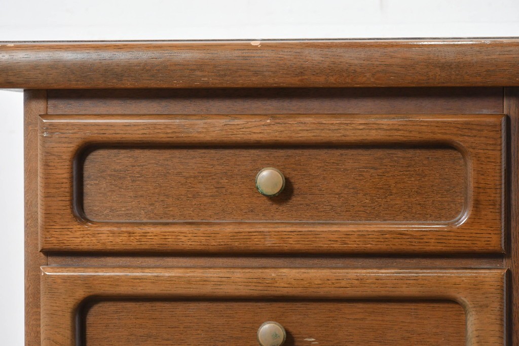 中古　カリモク家具(karimoku)　希少な廃番品!　書斎に映える収納力のある両袖デスク　(R-087102)