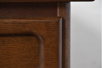 中古　カリモク家具(karimoku)　希少な廃番品!　書斎に映える収納力のある両袖デスク　(R-087102)