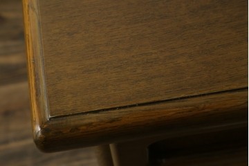 中古　カリモク家具(karimoku)　希少な廃番品!　大小8杯の引き出しを備えた両袖デスク　(R-087102)