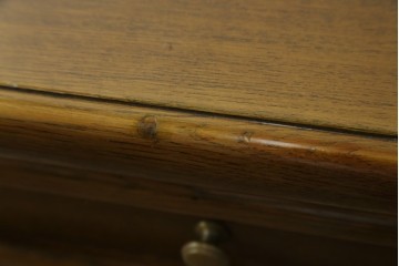 中古　カリモク家具(karimoku)　希少な廃番品!　大小8杯の引き出しを備えた両袖デスク　(R-087102)