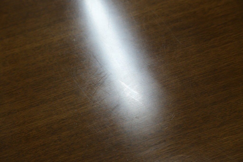 中古　カリモク家具(karimoku)　希少な廃番品!　大小8杯の引き出しを備えた両袖デスク　(R-087102)