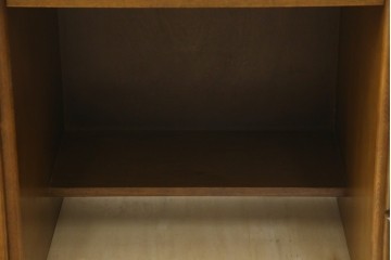 中古　カリモク家具(karimoku)　希少な廃番品!　大小8杯の引き出しを備えた両袖デスク　(R-087102)