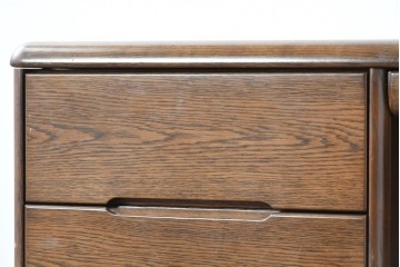 中古　カリモク家具　オーク材　ミッドセンチュリーデザインの洗練された両袖デスク　(R-087103)