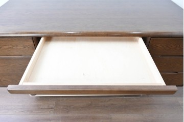 中古　カリモク家具　オーク材　ミッドセンチュリーデザインの洗練された両袖デスク　(R-087103)