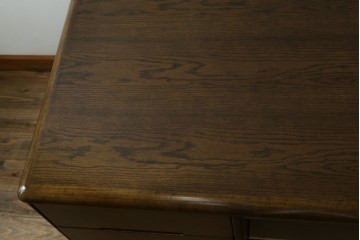 中古　カリモク家具(karimoku)　オーク材　ミッドセンチュリーデザインの両袖デスク　(R-087103)