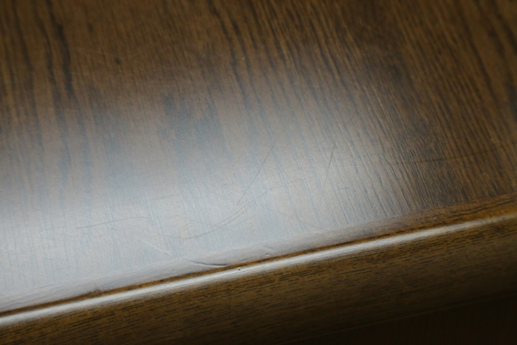 中古　カリモク家具(karimoku)　オーク材　ミッドセンチュリーデザインの両袖デスク　(R-087103)