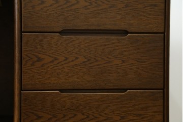 中古　カリモク家具(karimoku)　オーク材　ミッドセンチュリーデザインの両袖デスク　(R-087103)
