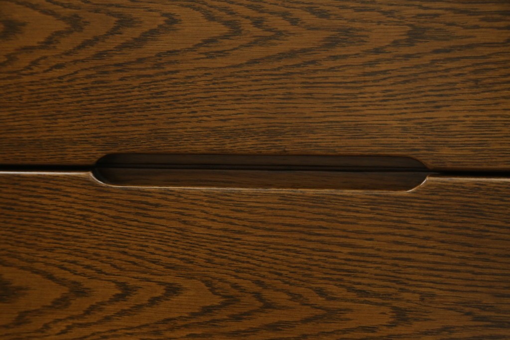 中古　カリモク家具(karimoku)　オーク材　ミッドセンチュリーデザインの両袖デスク　(R-087103)