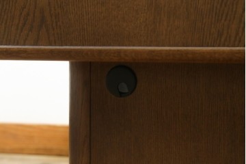 中古　カリモク家具(karimoku)　オーク材　ミッドセンチュリーデザインの両袖デスク　(R-087103)
