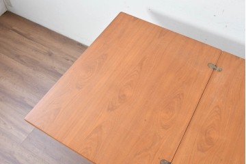 デンマークヴィンテージ　Soborg Mobelfabrik(ソボー・モベルファブリク)　Borge Mogensen(ボーエ・モーエンセン)デザイン　チーク材×オーク材の収納付きエクステンションテーブル　(R-087107)