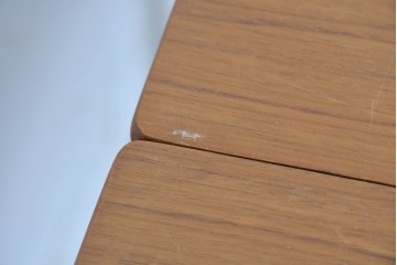 デンマークヴィンテージ　Soborg Mobelfabrik(ソボー・モベルファブリク)　Borge Mogensen(ボーエ・モーエンセン)デザイン　チーク材×オーク材の収納付きエクステンションテーブル　(R-087107)