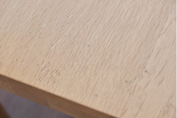 中古　美品　カリモク家具(karimoku)　DD7230　オーク材　直線的な脚元がすっきりしたダイニングテーブル　定価約35万円　(R-087110)