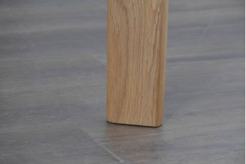 中古　美品　カリモク家具(karimoku)　DD7230　オーク材　直線的な脚元がすっきりしたダイニングテーブル　定価約35万円　(R-087110)