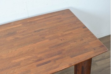 中古　カリモク家具(karimoku)　希少モデル　最上位シリーズ「ビベンテ」　花梨(カリン)材　品のある落ち着いた印象ダイニングテーブル　現行定価約42万円　(R-087111)